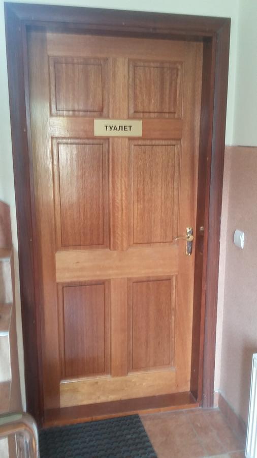 Hostel Stozhary Ternopil Exterior foto