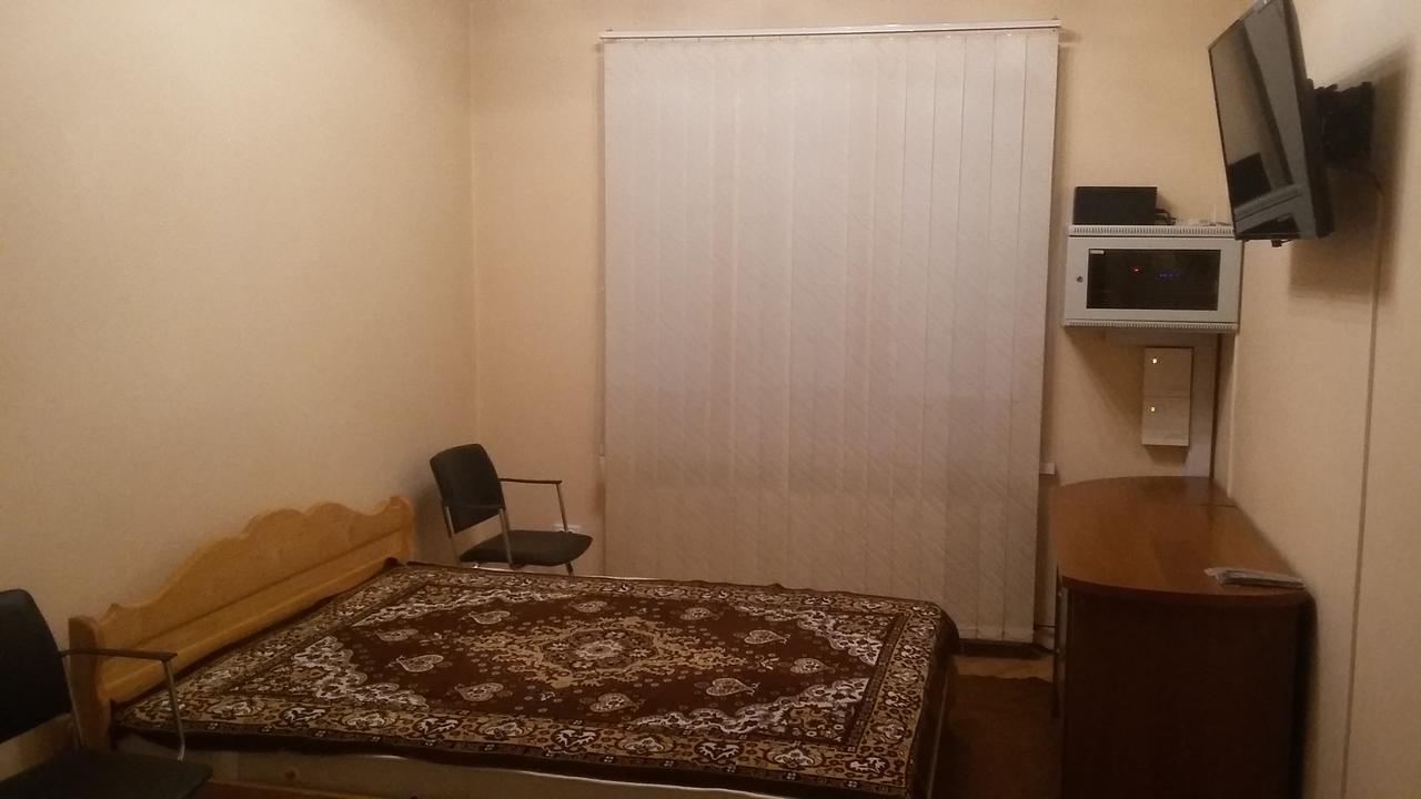Hostel Stozhary Ternopil Exterior foto